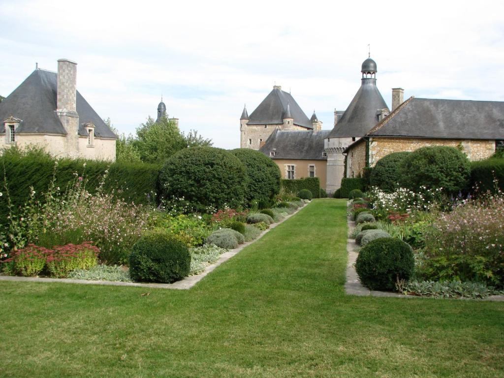 La Brasserie Chambre D'Hotes De Delphine Saulge Exterior photo